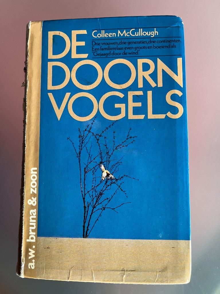 BOEK.     DE DOORNVOGELS, Ophalen of Verzenden, Gelezen, Colleen Mc Cullough, Nederland