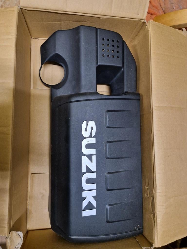 Cache moteur Suzuki Swift Sport, Autos : Pièces & Accessoires, Enlèvement ou Envoi, Suzuki
