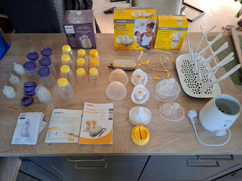Medela freestyle handsfree borstkolf, Ophalen, Zo goed als nieuw, Borstkolf