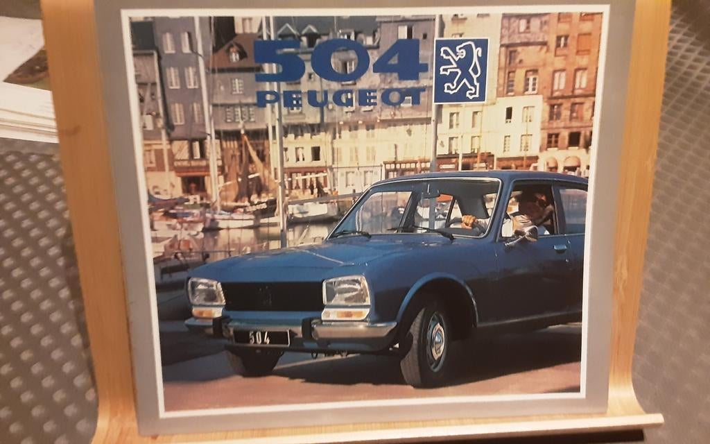 PEUGEOT 504 brochure, Livres, Autos | Brochures & Magazines, Enlèvement ou Envoi, Peugeot
