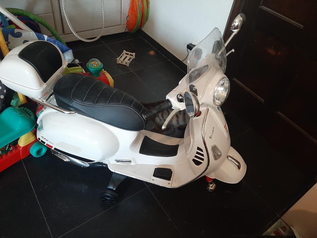 Vespa deluxe, Enlèvement, Comme neuf
