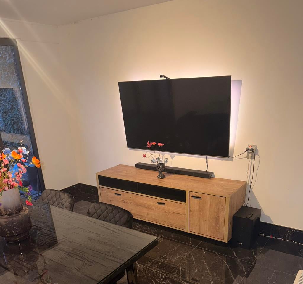Moderne TV-kast, GRATIS, Ophalen