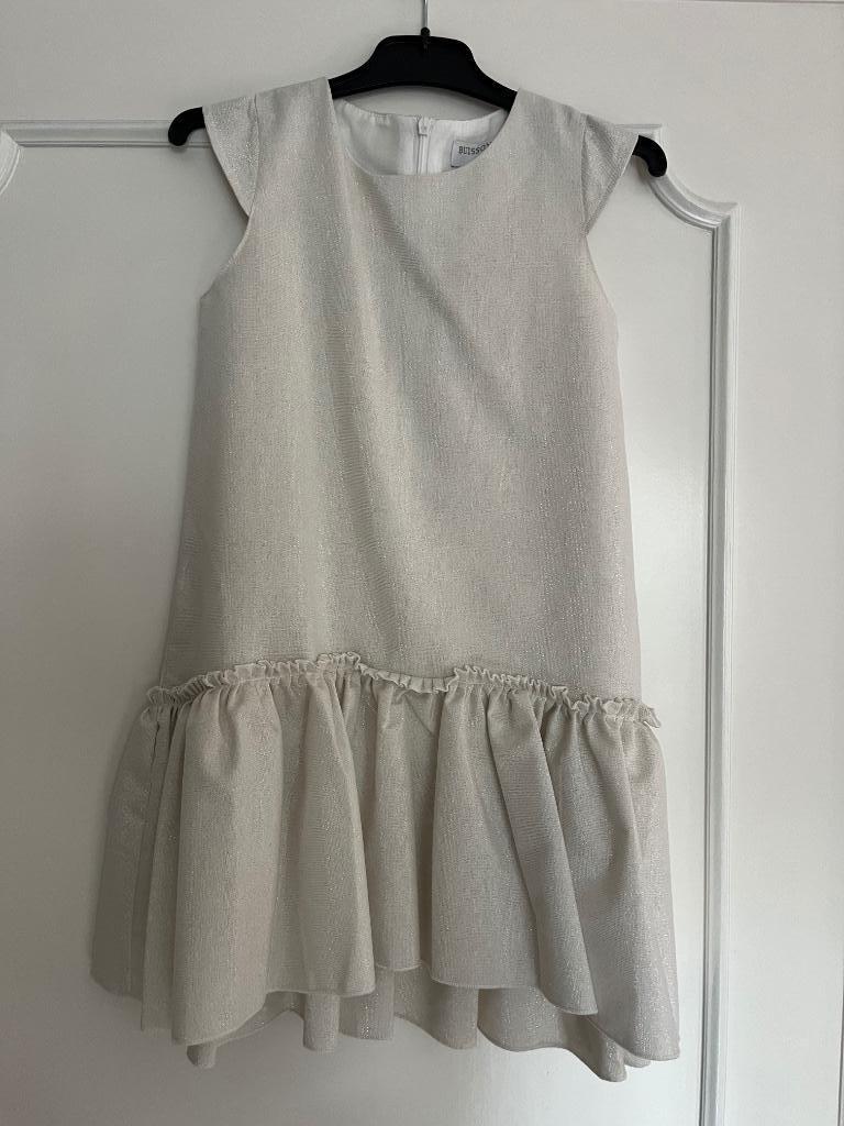Robe de cérémonie/demoiselle d’honneur écrue - 8A (128 cm), Enfants & Bébés, Neuf, Robe ou Jupe, Buissonnière, Enlèvement