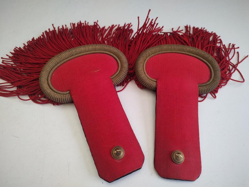 Franse epauletten Infanterie, Envoi