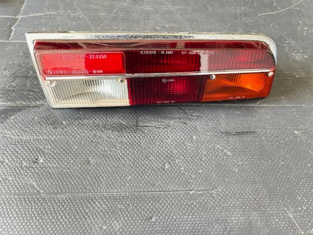 Rechter achterlicht voor Fiat Dino 2000 Coupé, Ophalen, Gebruikt, Fiat