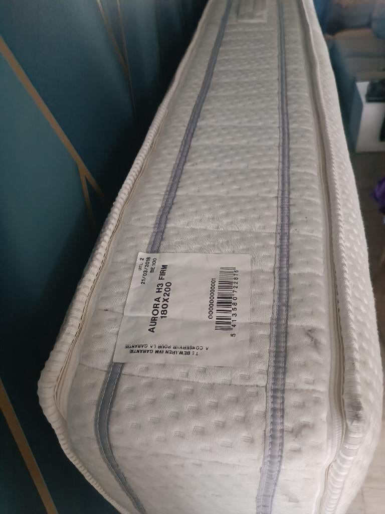Matelas aurora H3 1m80 x 2m, Matelas, Queen size, Comme neuf, Enlèvement