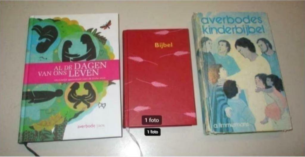 2 Bibles anciennes + Livre de famille chrétienne, Enlèvement ou Envoi, Comme neuf