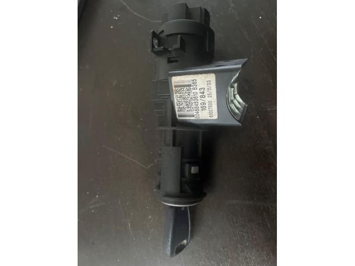 Serrure de contact + clé d'un Fiat Panda, Autos : Pièces & Accessoires, Enlèvement ou Envoi, 3 mois de garantie, Utilisé