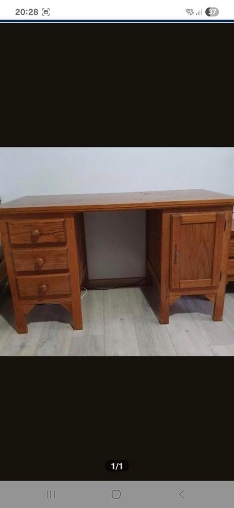 Massief eiken bureau, Huis en Inrichting, Ophalen, Zo goed als nieuw