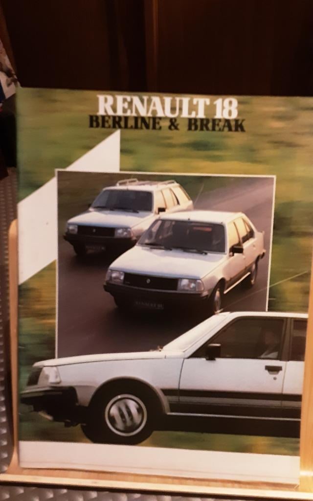 Renault 18 brochure, Boeken, Auto's | Folders en Tijdschriften, Ophalen of Verzenden, Zo goed als nieuw, Renault