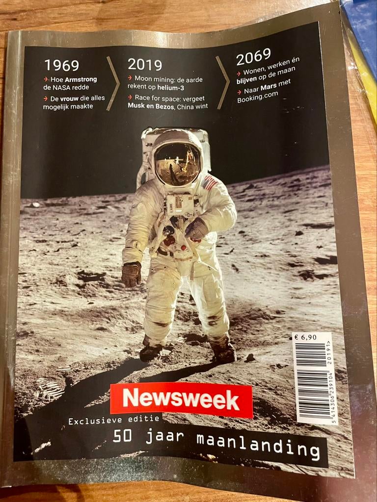 Newsweek lijvig themanummer 50 jaar maanlanding, Ophalen, Zo goed als nieuw