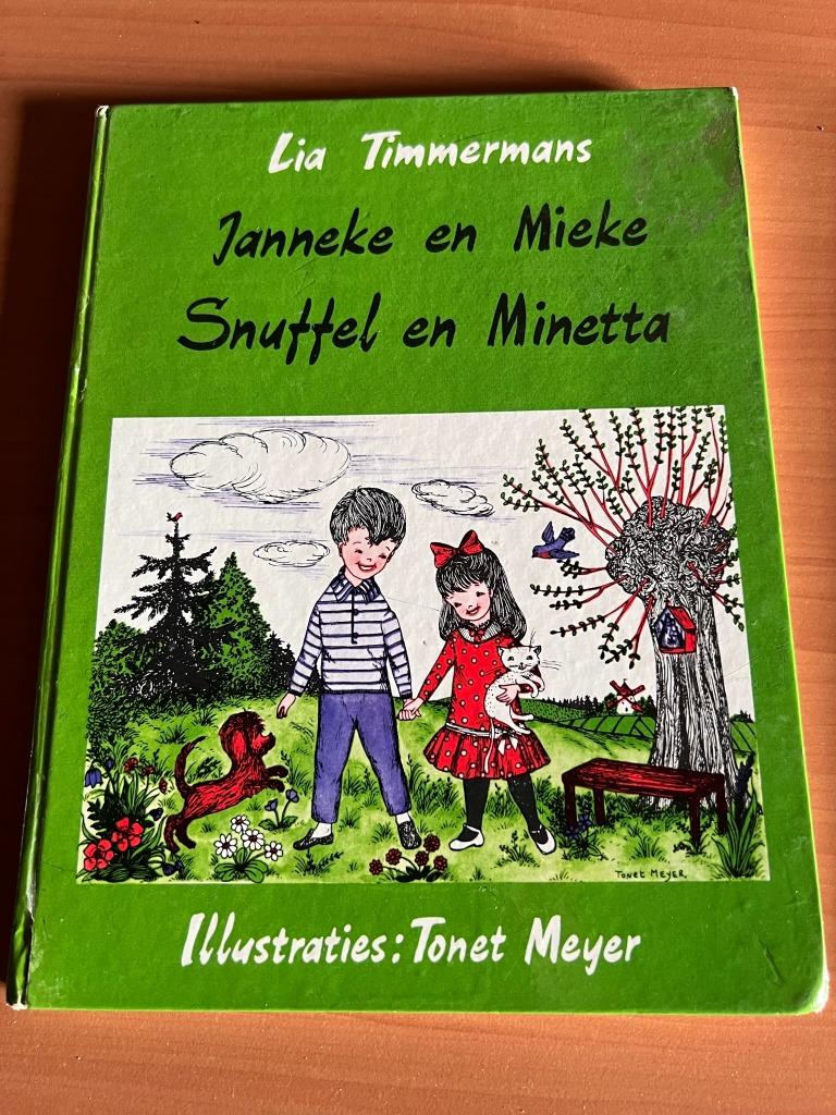 Gouden Bladzijden, naverteld door Lia Timmermans + Janneke E, Boeken, Ophalen of Verzenden, Gelezen, Sprookjes