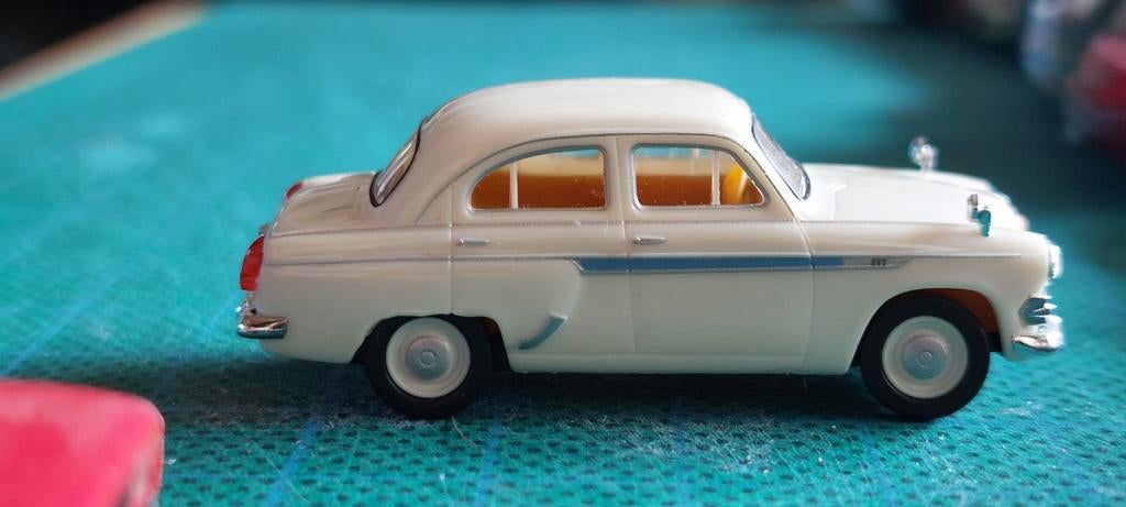H0LK 0106 MOSKVICH 403 HERPA 1/87, Hobby en Vrije tijd, Modelauto's | 1:87, Ophalen of Verzenden, Zo goed als nieuw, Auto, Herpa