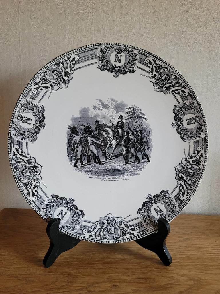 Boch Frères Keramis bord, Napoléon Bonaparte 29cm, Ophalen of Verzenden