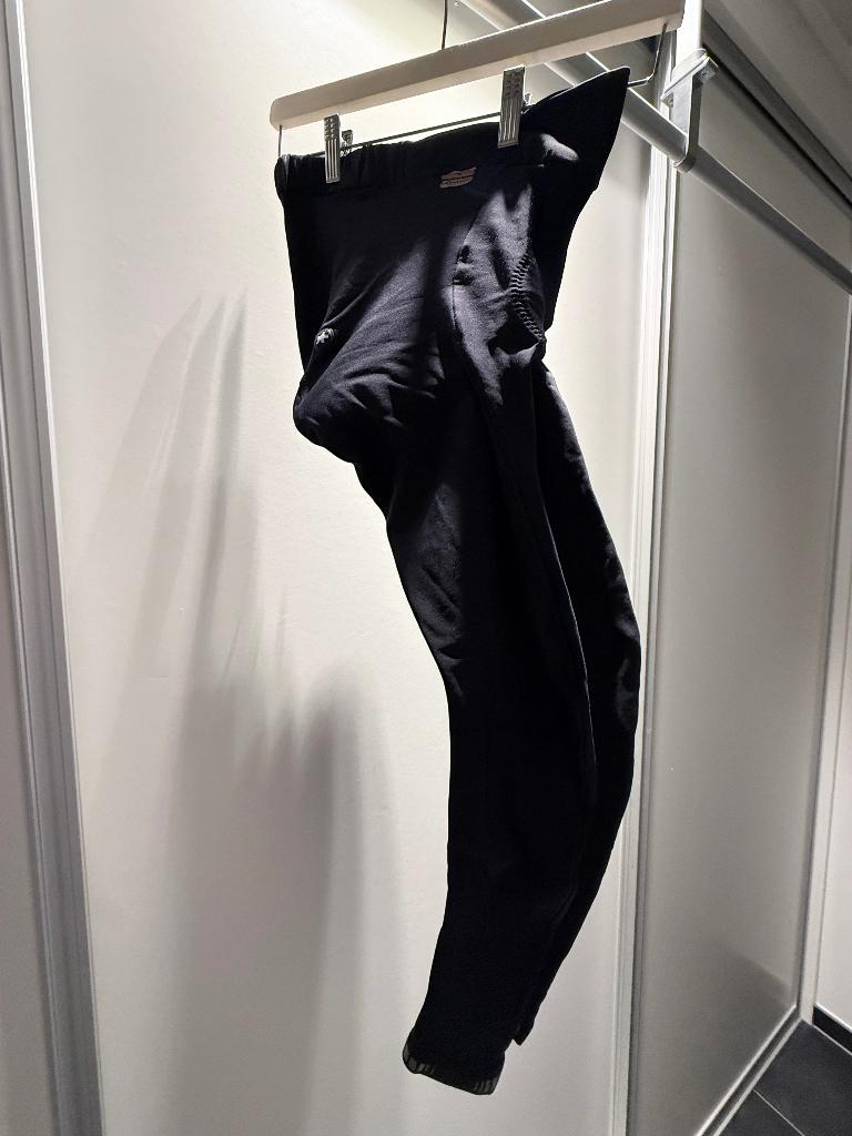 Fietsbroek Assos, Zo goed als nieuw, XL, Bovenkleding, Ophalen