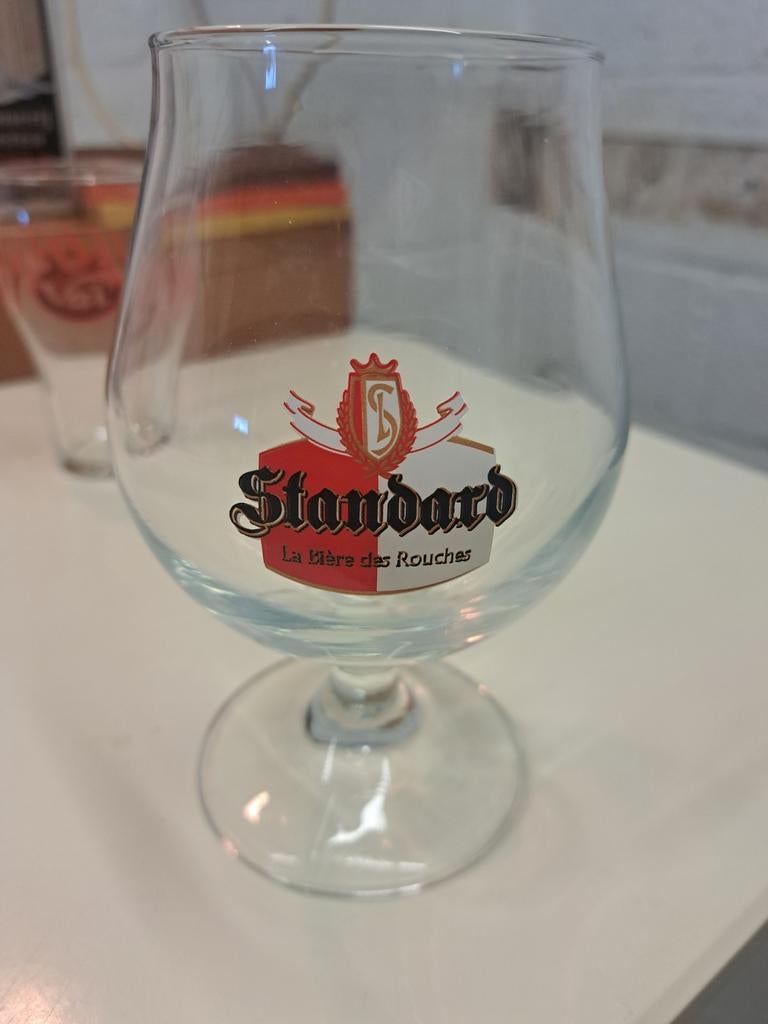 Verre à bière liégeois standard en bon état, Collections, Marques de bière, Neuf, Verre ou Verres, Enlèvement ou Envoi