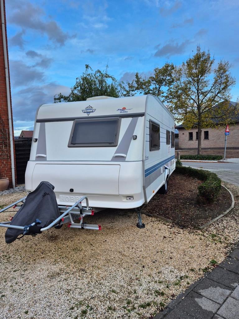 ✅ TE HUUR CARAVAN 5 pers ✅stapelbed✅ airco, Bedrijf, Treinzit, 5 tot 6 meter, 1250 - 1500 kg