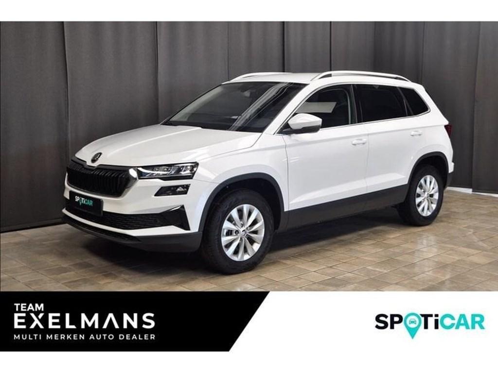 Skoda Karoq 1.5 TSI 150 DSG7 SELECTION + 2 jaar garantie, Automaat, 140 g/km, Wit, 5 zetels