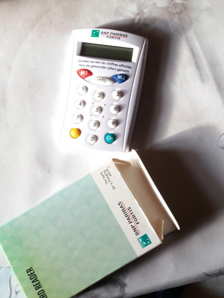 Bnp Paribas bankaartlezer., Enlèvement, Comme neuf