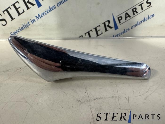 Poignée portière 4portes avant droite d'un Mercedes E-Klas, 3 mois de garantie, Utilisé, -, -