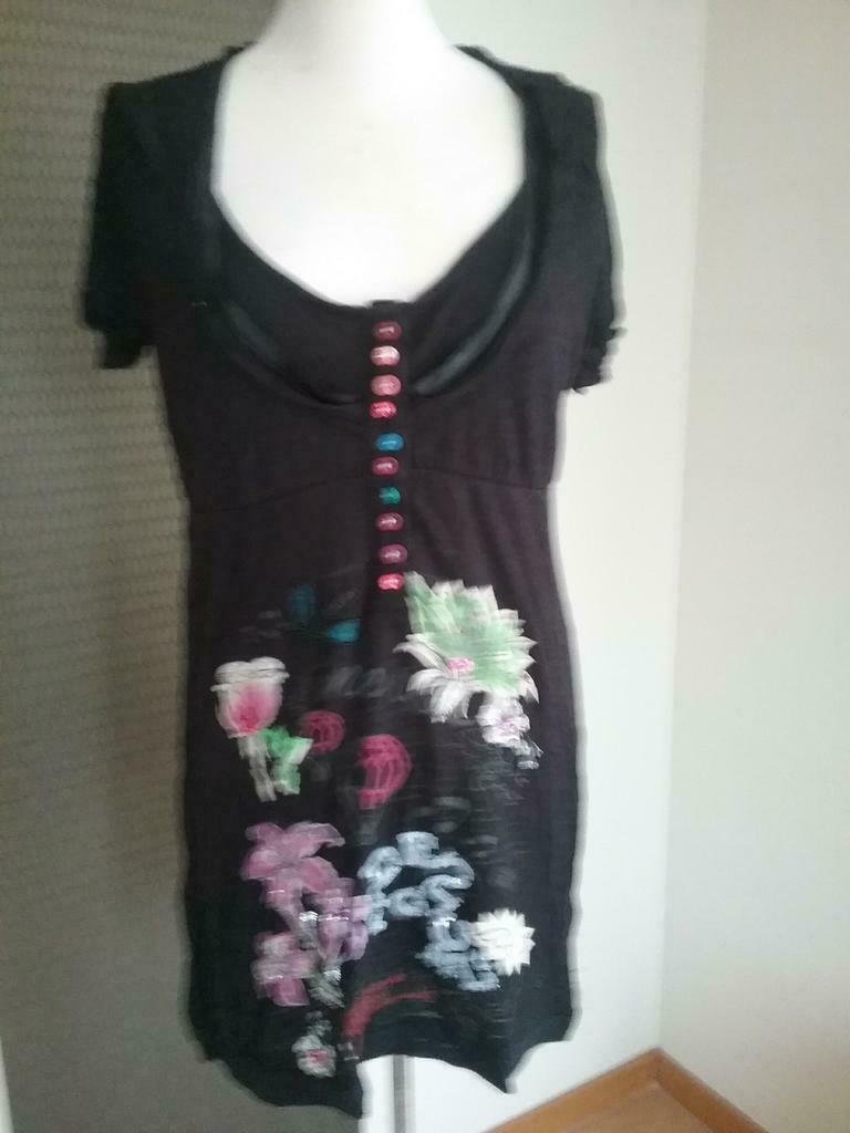 Desigual L, Enlèvement ou Envoi, Comme neuf