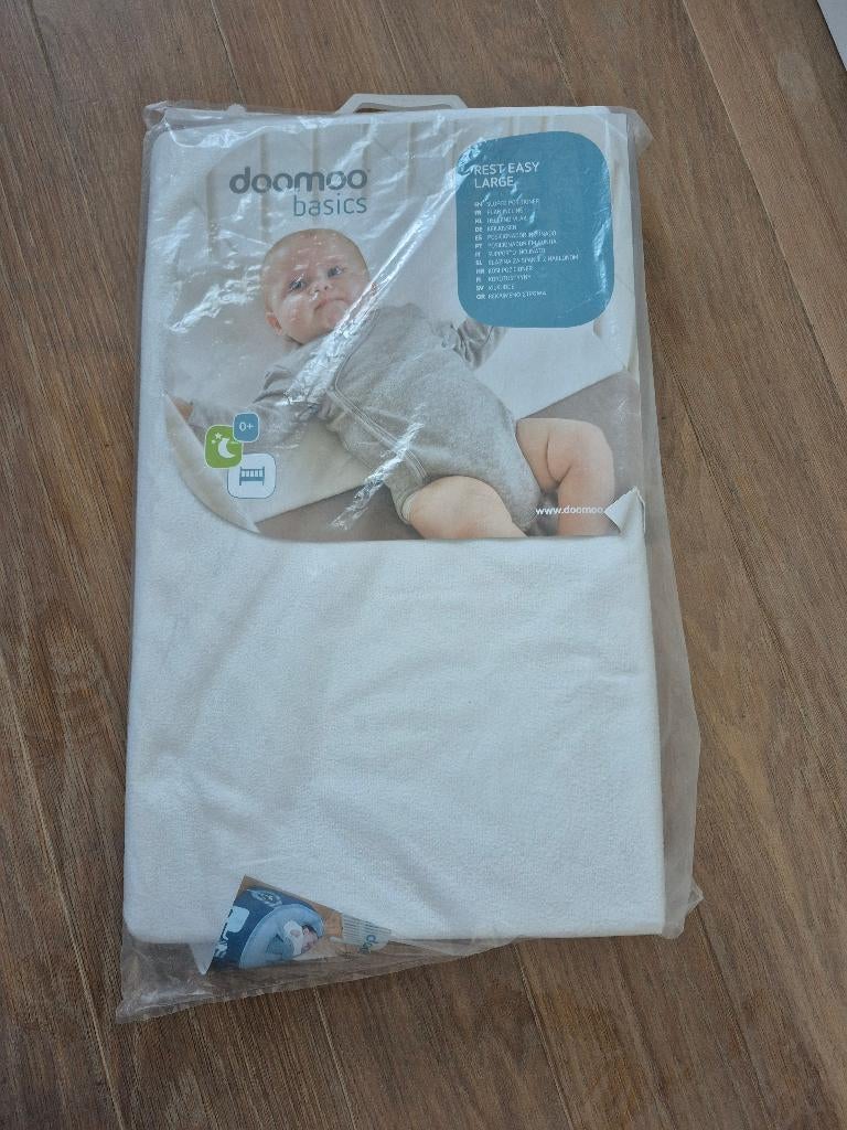 Hellend kussen baby Doomoo, Kinderen en Baby's, Ophalen, Jongetje of Meisje, Wit, Zo goed als nieuw