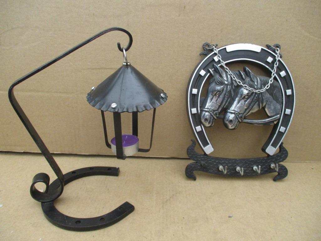 paarden sleutelhanger + kandelaar theelicht hoefijzer poot, Enlèvement ou Envoi, Utilisé, Cheval, Statue ou Figurine