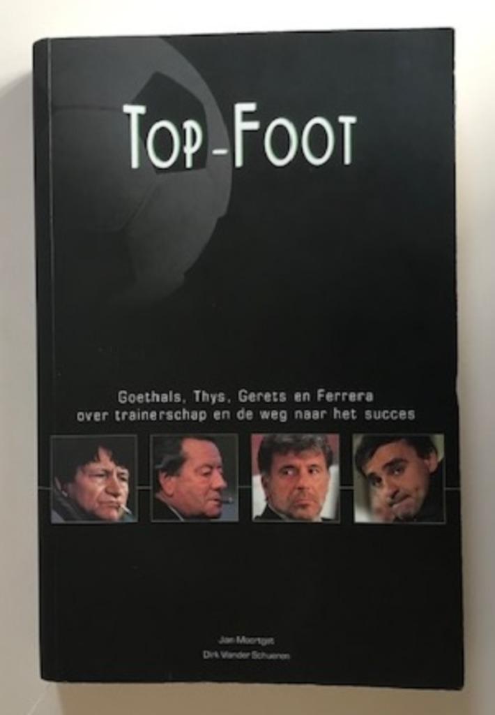 3 VOETBALBOEKEN - TOP-FOOT - GILLES DE BILDE - FRANK RAES, Boeken, Ophalen of Verzenden, Zo goed als nieuw, Diversen, Balsport