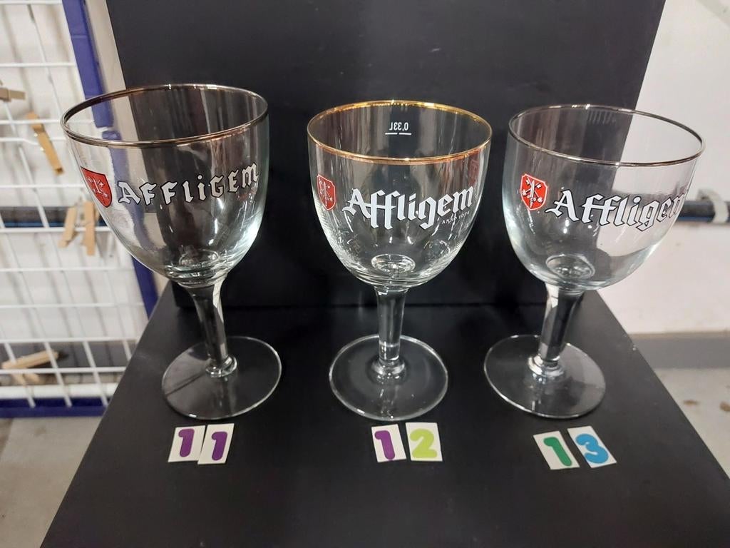 Verres à bière Affligem plus anciens, Collections, Verres & Petits Verres, Comme neuf, Verre à bière, Enlèvement ou Envoi