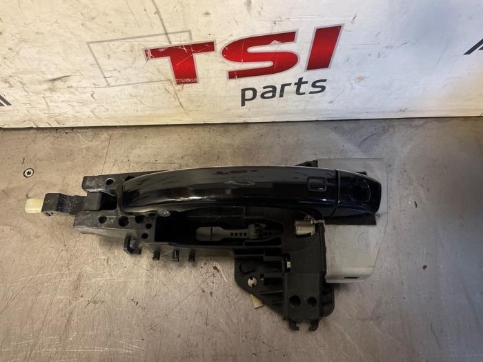 Poignée portière 4portes avant gauche d'un Audi A6, -, 3 mois de garantie, Audi, Utilisé