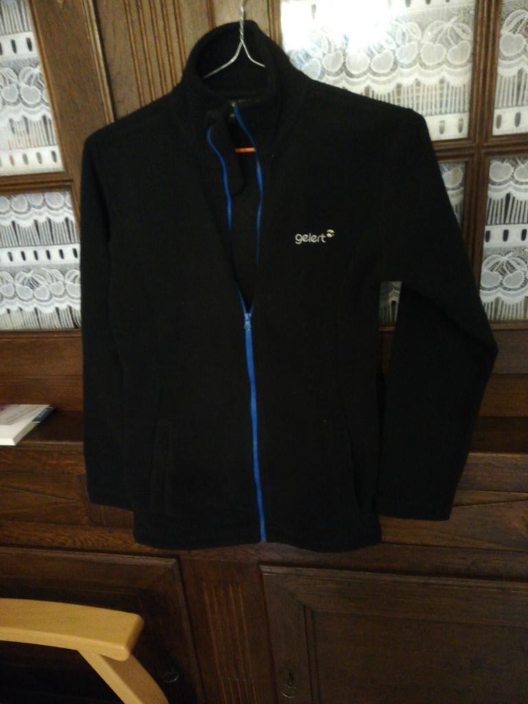 Veste polaire garçon Gelert. Noire. Taille 13 ans. Neuve., Ophalen of Verzenden, Zo goed als nieuw, Jongen