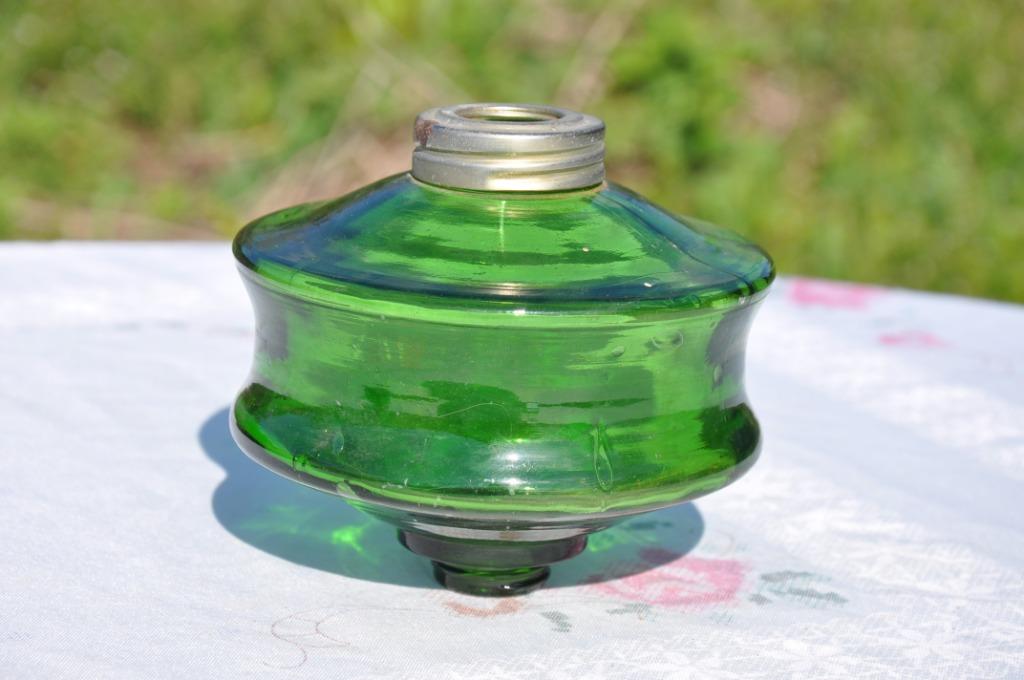 reservoir en verre  pour lampe a petrole, Enlèvement ou Envoi
