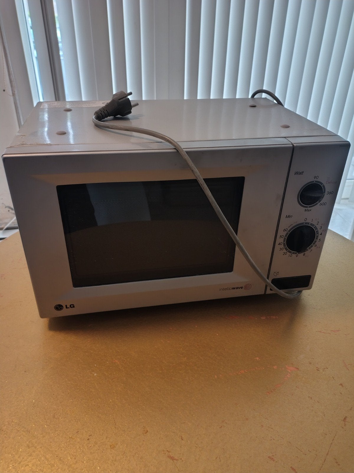 Magnetron, Elektronische apparatuur, Microgolfovens, Ophalen, Gebruikt, Vrijstaand, Microgolfoven
