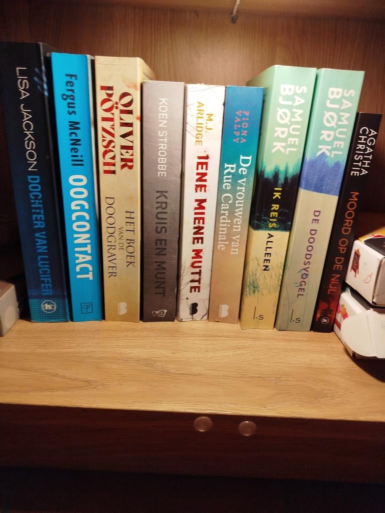 Verschillende boeken te koop, Ophalen