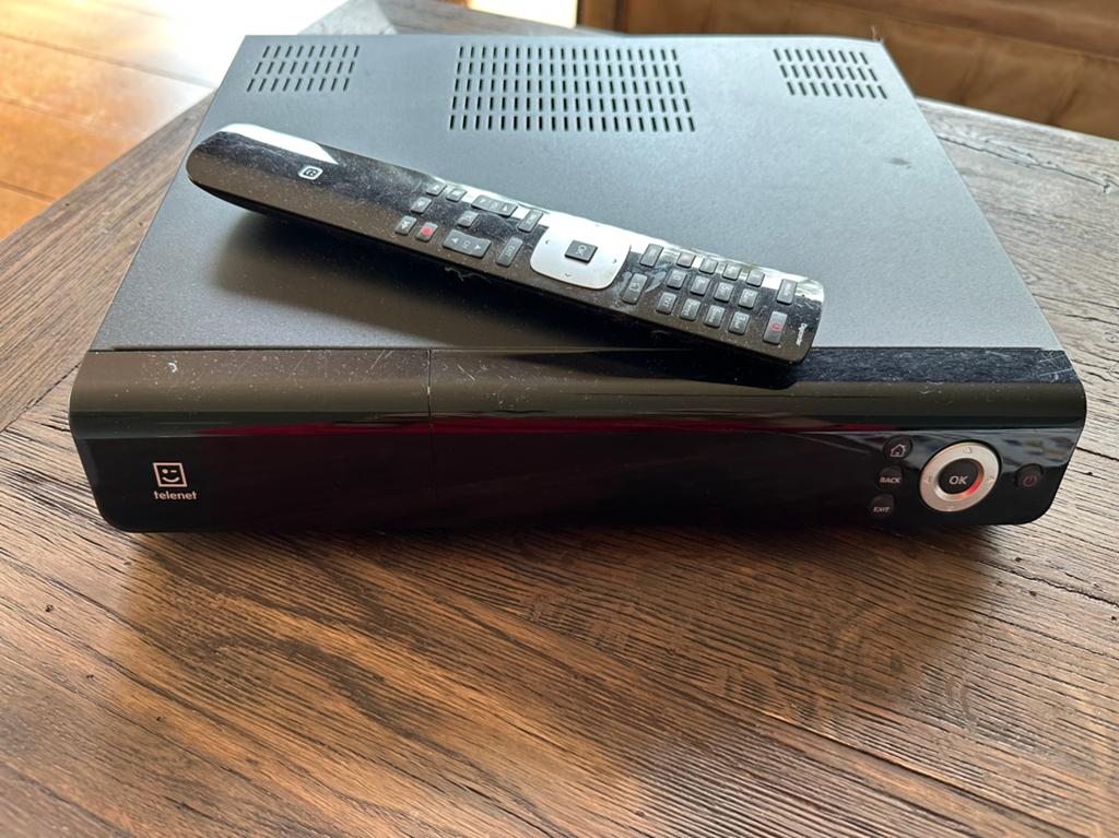 Bakje telenet, TV, Hi-fi & Vidéo, Décodeurs & Enregistreurs à disque dur, Enlèvement, Comme neuf