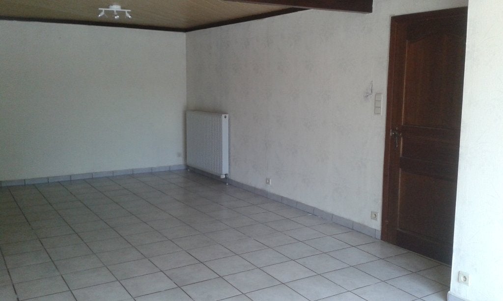 opslagruimte huur van  60m², Ophalen