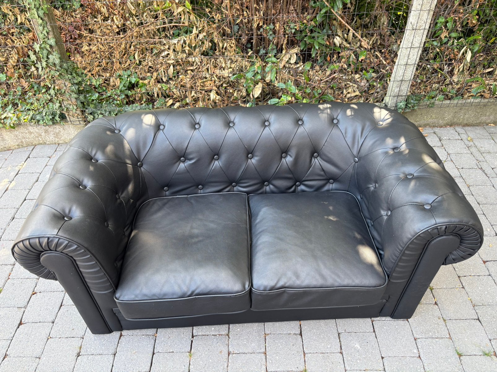 Zwarte zetel in simili leder/2 personen, Ophalen, Kunststof, Chesterfield, Tweepersoons