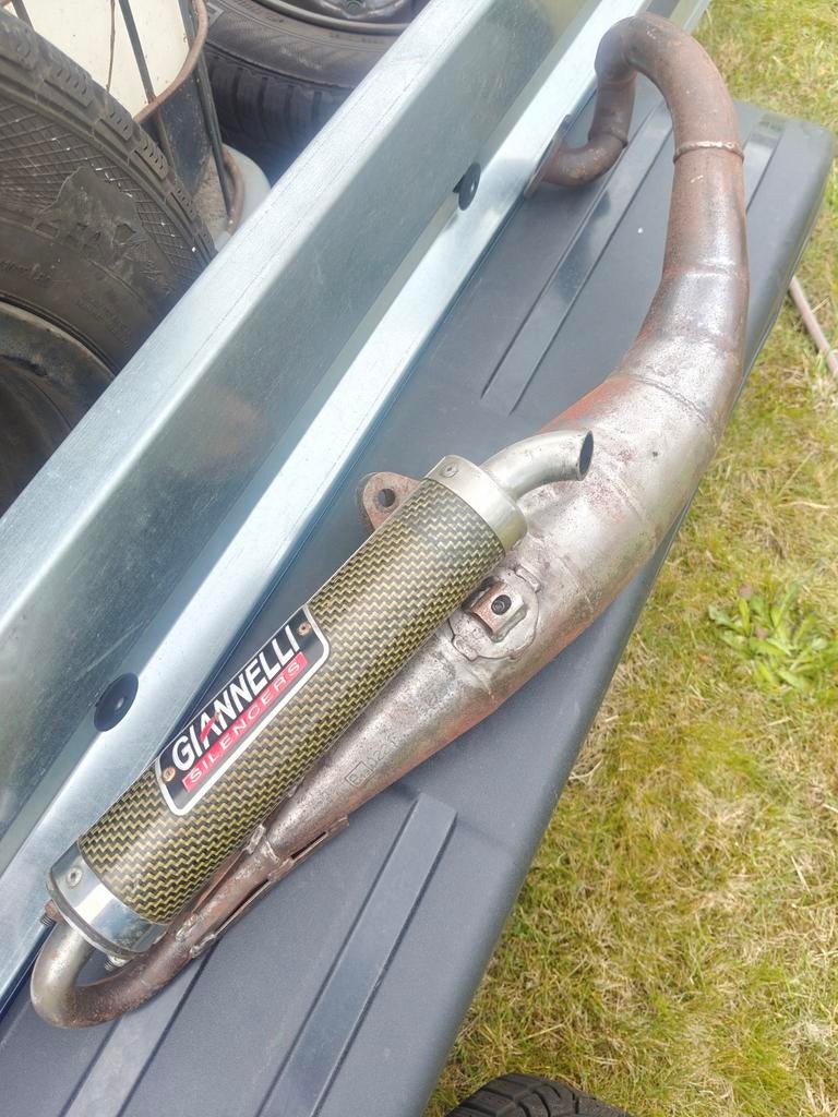 Gianelli uitlaat Minarelli horizontaal in redelijke staat., Fietsen en Brommers, Brommers | Tuning en Styling, Gebruikt, Ophalen