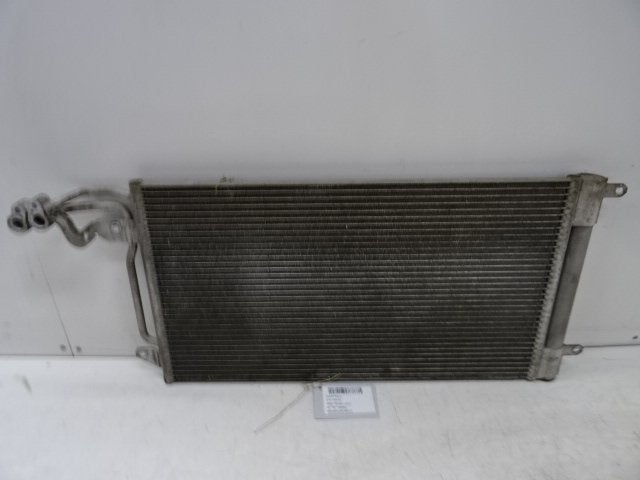 RADIATEUR CLIMATISATION Volkswagen Polo V (6R) (6R0820411D), Volkswagen, Mevr. I. Hauben, Utilisé, Rue de l'Espoir 34 34
4030  GRIVEGNÉE, BE
