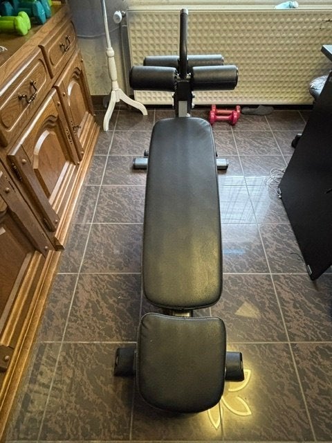 Banc de musculation / abdominaux DOMYOS réglable, Sport en Fitness, Fitnessmaterialen, Ophalen, Gebruikt, Buik, Fitnessbank