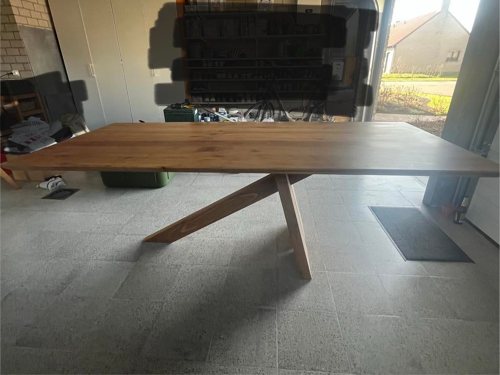 Eettafel Amerikaanse notelaar, Ophalen, Zo goed als nieuw