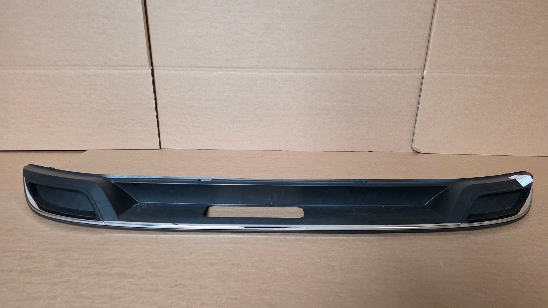Diffuser VW Golf 7 VII 7.5 ORIGINEEL CHROOM 5G6807568R 2017, Arrière, -, Origine de la pièce connue, Utilisé