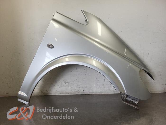 Scherm rechts-voor van een Mercedes Vito (9744), Gebruikt, -, Ophalen of Verzenden, -
