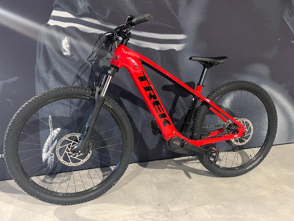 MTB TREK Powerfly 4 MEDIUM 500Wh 2022, Ophalen, Zo goed als nieuw, Schijfrem, Trek