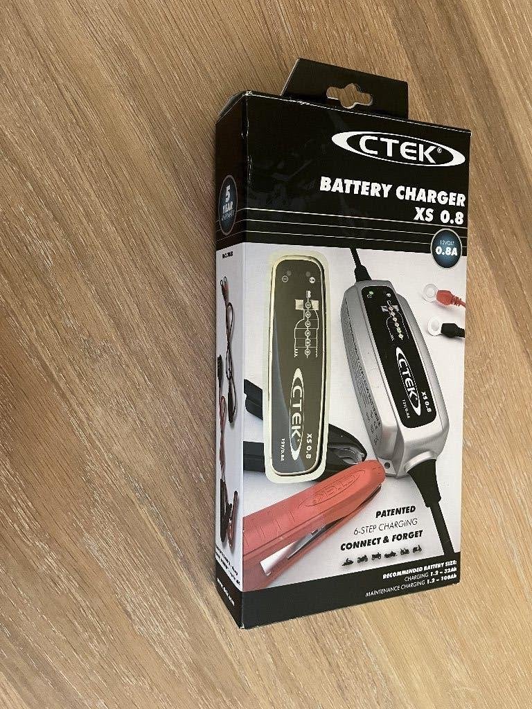 Chargeur de batterie CTEK XS 0.8 pour motos, etc., Enlèvement, Utilisé