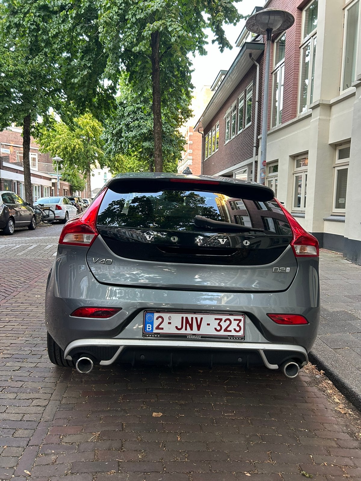 Volvo V40 R-Design D2 LED, Auto's, Volvo, Voorwielaandrijving, 5 deurs, Particulier, Dealer onderhouden