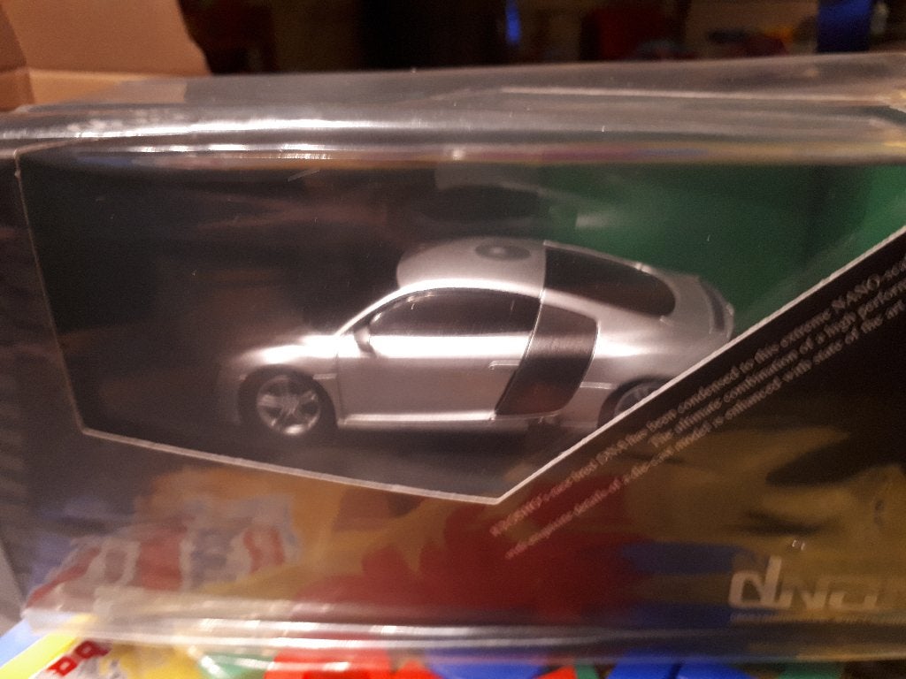 Audi R8 2006 Gris carbone 1/43, Enlèvement ou Envoi, Neuf, Voiture