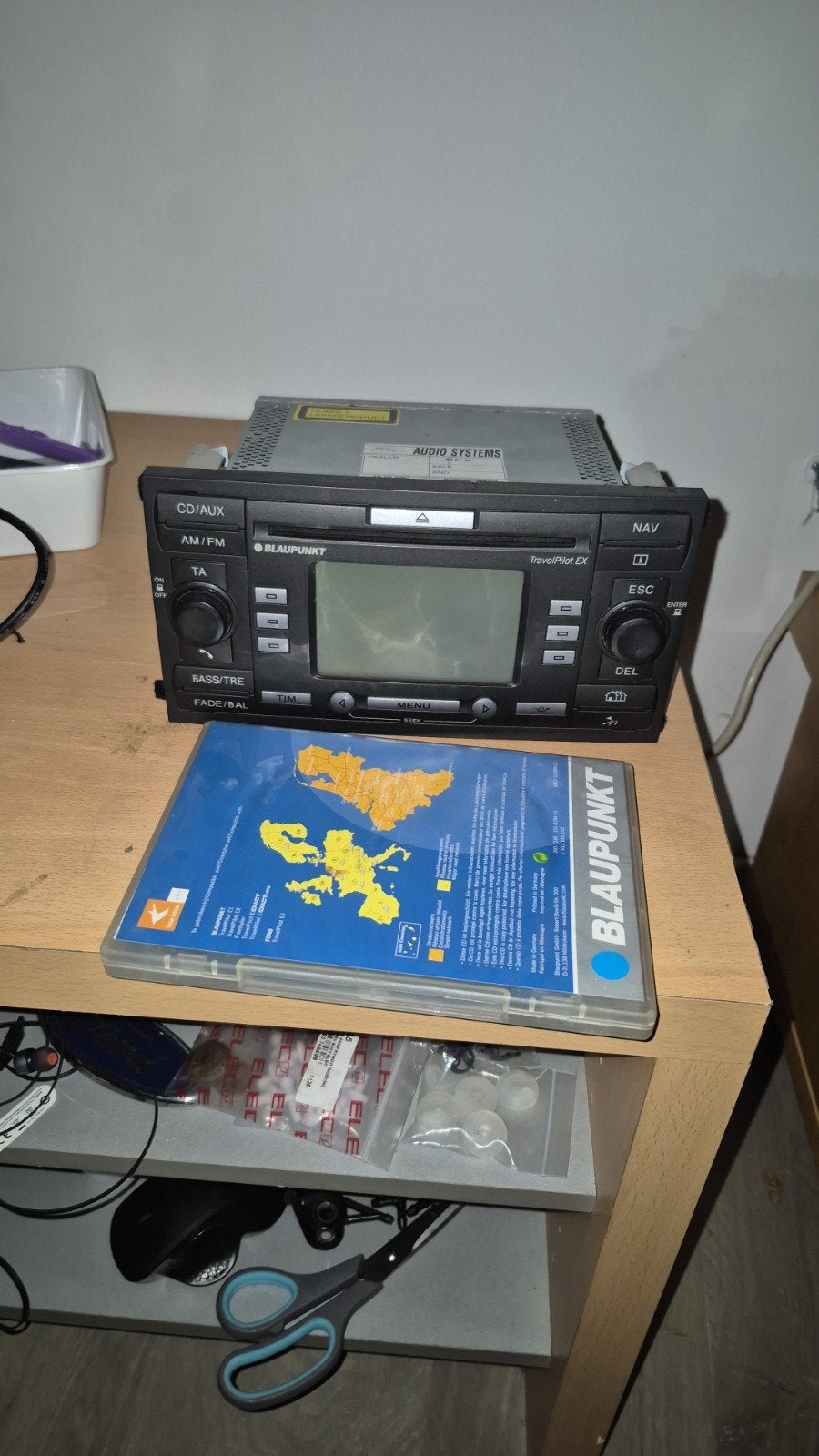 ford focus mk2 radio met gps, Auto diversen, Ophalen of Verzenden, Gebruikt