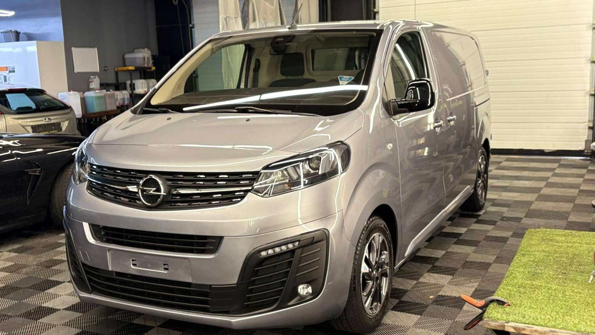 Opel Vivaro 2.0d AUTOMATIQUE bj. 2022 31000km, Auto's, Opel, Automaat, 4 cilinders, Bedrijf, Diesel
