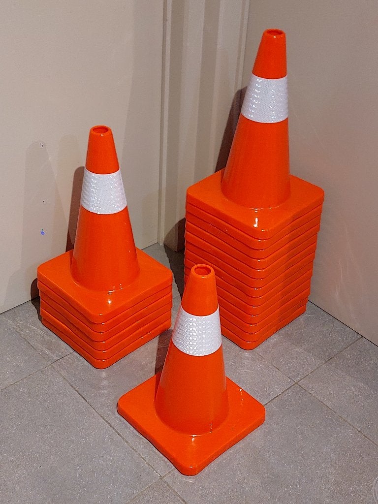 Verkeerskegels      µ0a, Doe-het-zelf en Bouw, Veiligheidshelmen, Ophalen of Verzenden